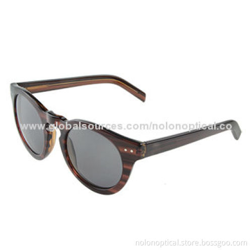 Acetate sun glasses with high quality, polarized lens in black color